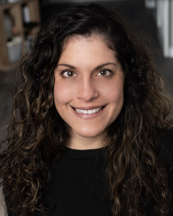 Dr. Lena Weinman - Top Surgery Surgeon in Seattle